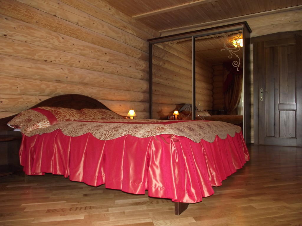 Spa Hotel Zoryani Karpaty Vysjka Rom bilde